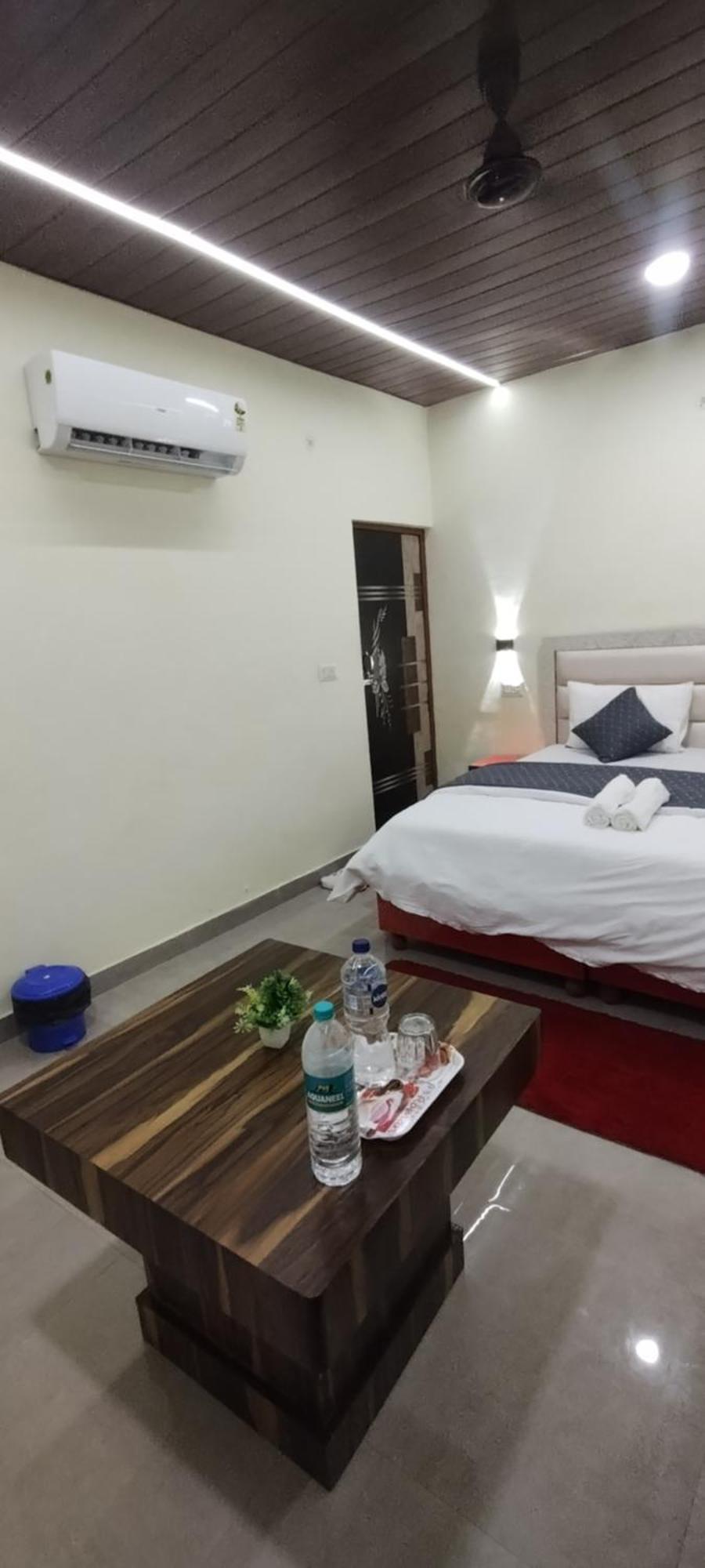 Sunrise Homestay Agra-Rooftop View Taj Mahal Agra  Exterior photo